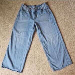Old Navy Light Blue Mid-Rise Wow Baggy Wide Leg Jeans